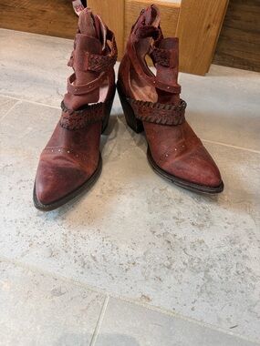 Women's Distressed Burgundy Pointed Toe Heeled Ankle Boots with Braided Strap